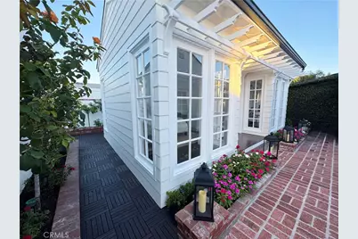 220 S Reese Place, Burbank, CA 91506 - Photo 47