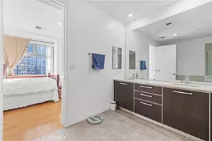 801 S Grand, Los Angeles, CA 90017 - Photo 11