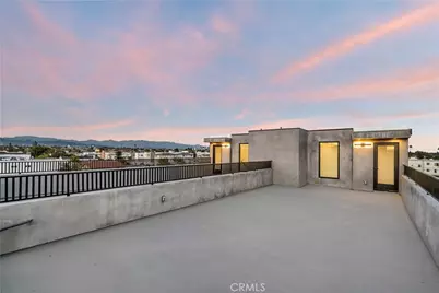 2204 Carmona, Los Angeles, CA 90016 - Photo 39