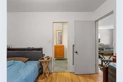 1817 W Burbank Boulevard, Burbank, CA 91506 - Photo 29