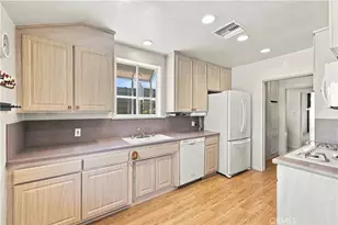 636 Andover, Burbank, CA 91504 - Photo 11