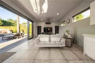 8622 White Oak Ave, Los Angeles, CA 91325 - Photo 31