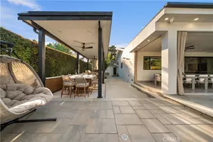 8622 White Oak Ave, Los Angeles, CA 91325 - Photo 23