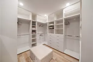 8622 White Oak Ave, Los Angeles, CA 91325 - Photo 15
