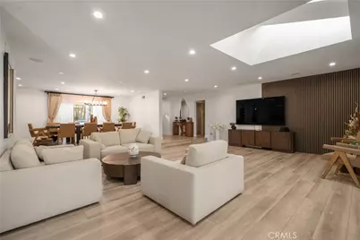 8622 White Oak Avenue, Sherwood Forest, CA 91325 - Photo 9