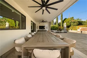8622 White Oak Ave, Los Angeles, CA 91325 - Photo 21