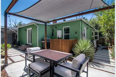 10703 Collins Street, North Hollywood, CA 91601 - Photo 23