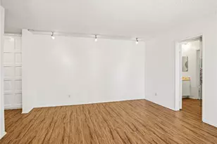 5875 Doverwood Dr, Culver City, CA 90230 - Photo 21