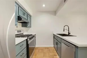 6525 La Mirada, Los Angeles, CA 90038 - Photo 27