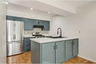 6525 La Mirada #112, Los Angeles, CA 90038 - Photo 7