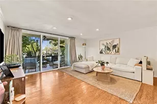 10240 Camarillo, Toluca Lake, CA 91602 - Photo 3