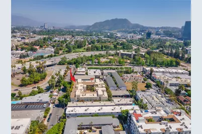 11044 Acama Street #302, Studio City, CA 91602 - Photo 45
