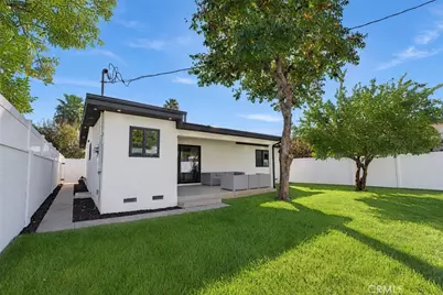 6819 Cantaloupe Avenue, Van Nuys, CA 91405 - Photo 57