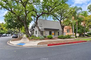 825 S 6th St, Burbank, CA 91501 - Photo 1