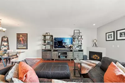 637 S Fairfax Avenue #401, Los Angeles, CA 90036 - Photo 7