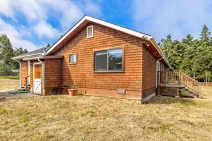 32500 Gibney Ln, Fort Bragg, CA 95437 - Photo 17