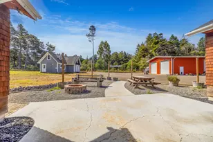 32500 Gibney Ln, Fort Bragg, CA 95437 - Photo 31