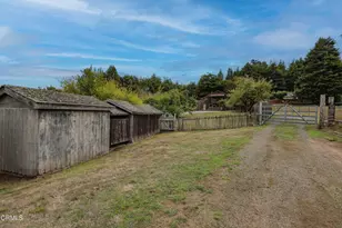 31600 Little Valley Rd, Fort Bragg, CA 95437 - Photo 73