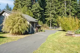 42560 Little River-Airport Rd, Little River, CA 95456 - Photo 31