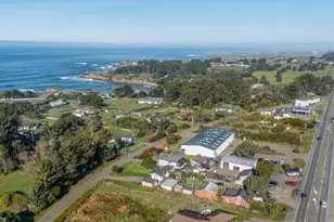 18651 Old Coast Hwy, Fort Bragg, CA 95437 - Photo 23