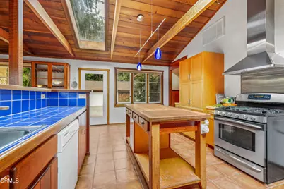 32450 Simpson Lane, Fort Bragg, CA 95437 - Photo 17