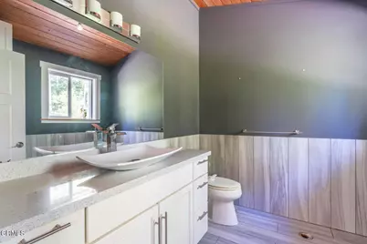 29301 Highway 20, Fort Bragg, CA 95437 - Photo 19