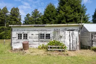 21600 Hellman Ln, Fort Bragg, CA 95437 - Photo 25