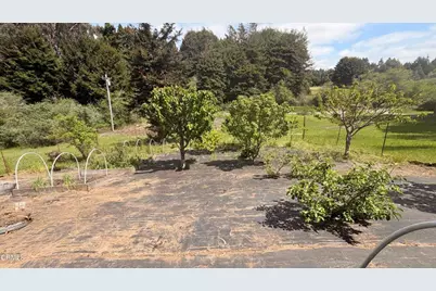 27030 Hwy 1, Fort Bragg, CA 95437 - Photo 29