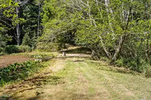 32500 Nameless Ln, Fort Bragg, CA 95437 - Photo 35