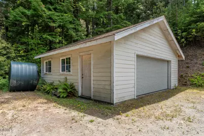 16225 Mitchell Creek Drive, Fort Bragg, CA 95437 - Photo 23