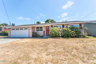 1072 E Chestnut Street, Fort Bragg, CA 95437 - Photo 1