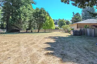 21540 Bald Hill Rd, Fort Bragg, CA 95437 - Photo 31