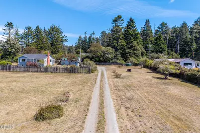 10425 Blair Street, Mendocino, CA 95460 - Photo 17