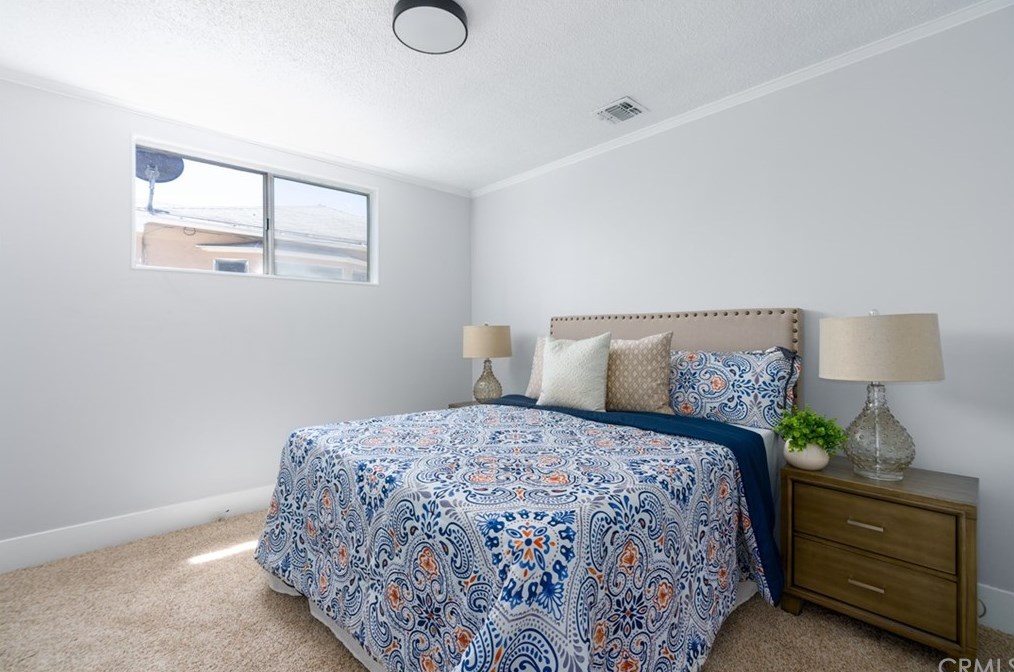 4211 Arlington Ave, Los Angeles CA  90008-4029 exterior