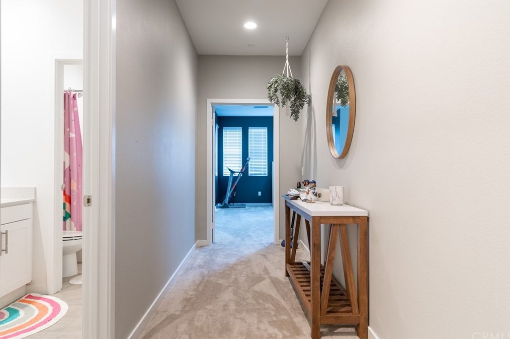 558 Baseline Rd, Claremont CA  91711-1609 exterior