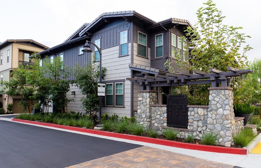 558 Baseline Rd, Claremont CA  91711-1609 exterior