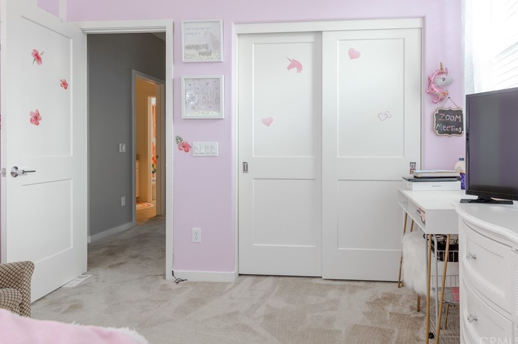 558 Baseline Rd, Claremont CA  91711-1609 exterior