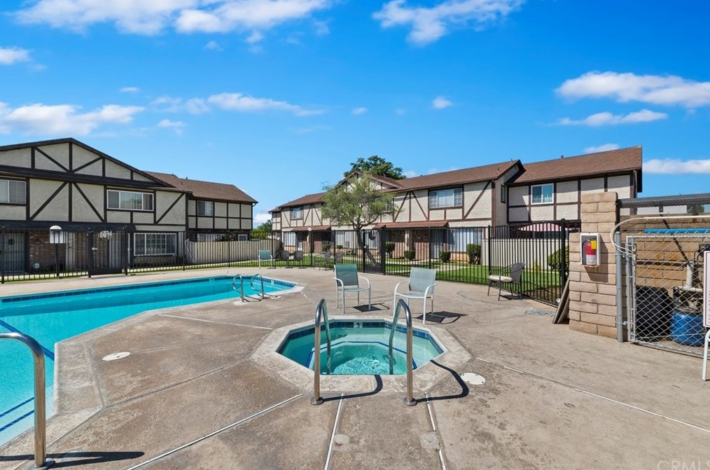 24115 Fir Ave, Moreno Valley CA  92553-2837 exterior