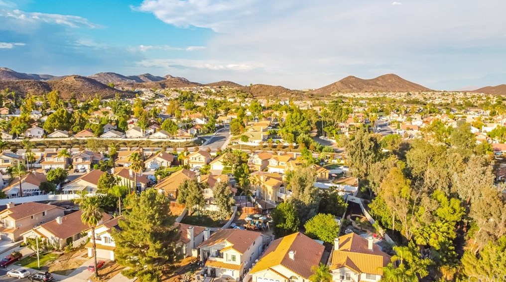 39516 Via Galletas, Murrieta CA exterior