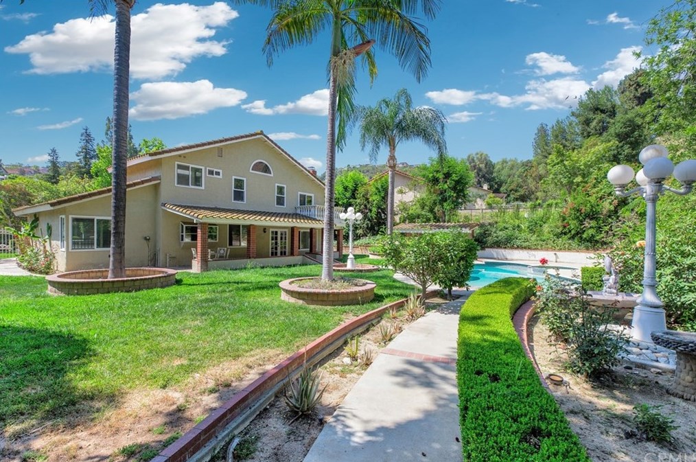 2989 Hillside Dr, West Covina CA  91791-3457 exterior
