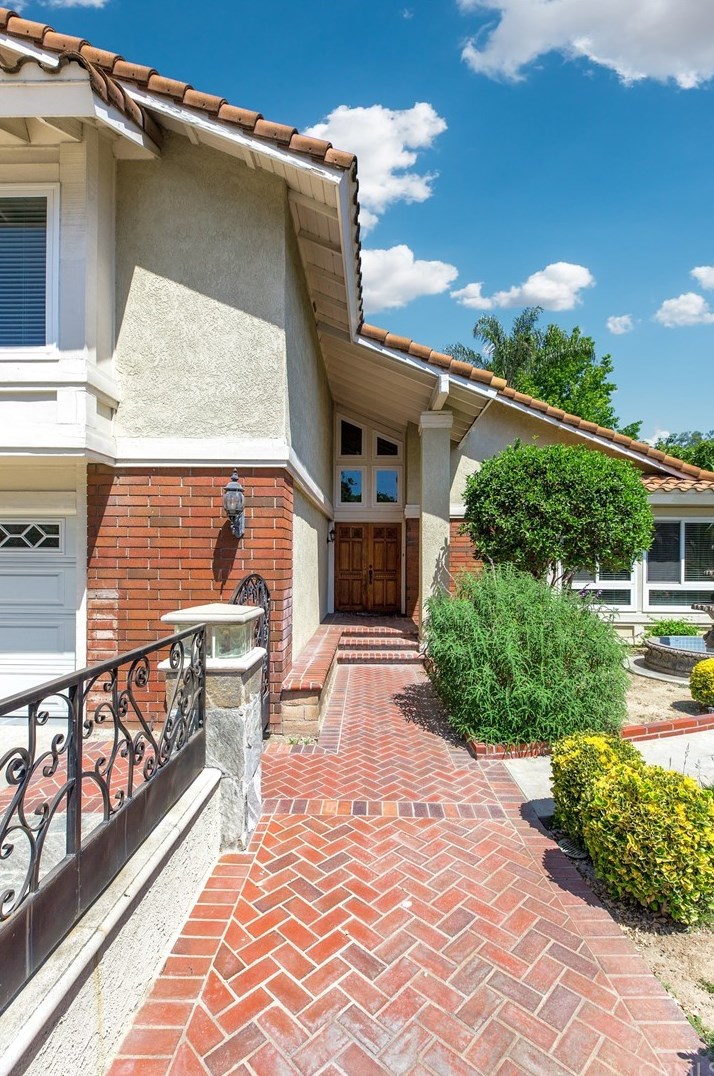 2989 Hillside Dr, West Covina CA  91791-3457 exterior