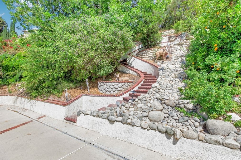 2989 Hillside Dr, West Covina CA  91791-3457 exterior