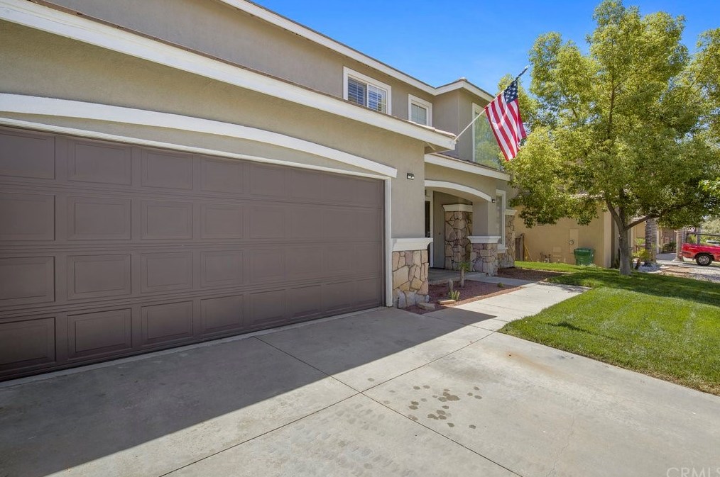 29444 Wagon Creek Ln, Menifee, CA 92584