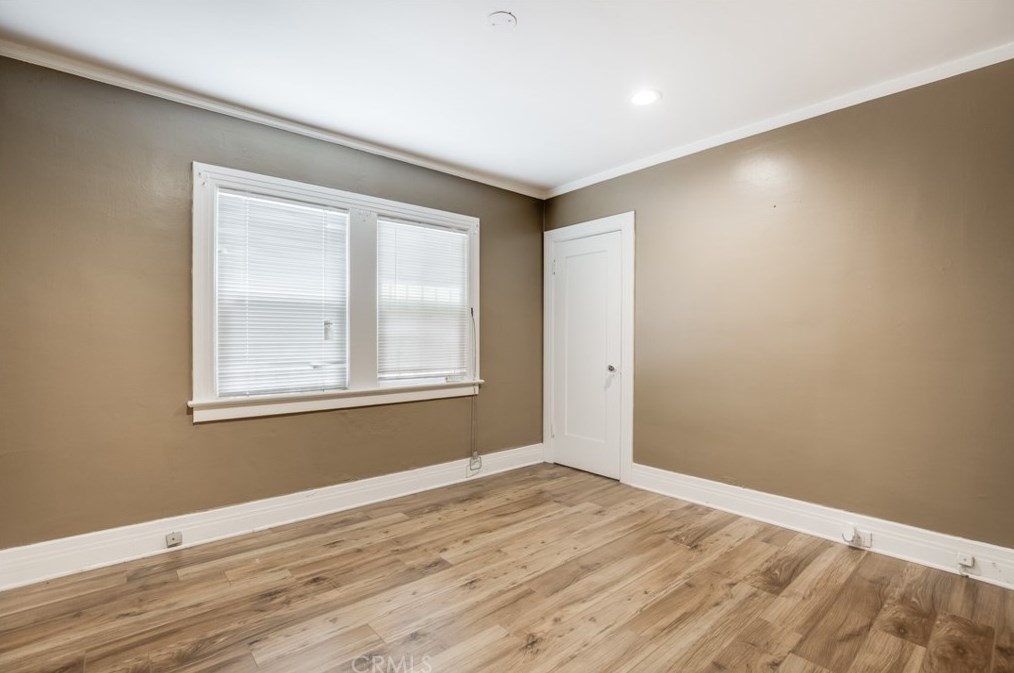 4227 Walton Ave, Los Angeles CA  90037-2427 exterior