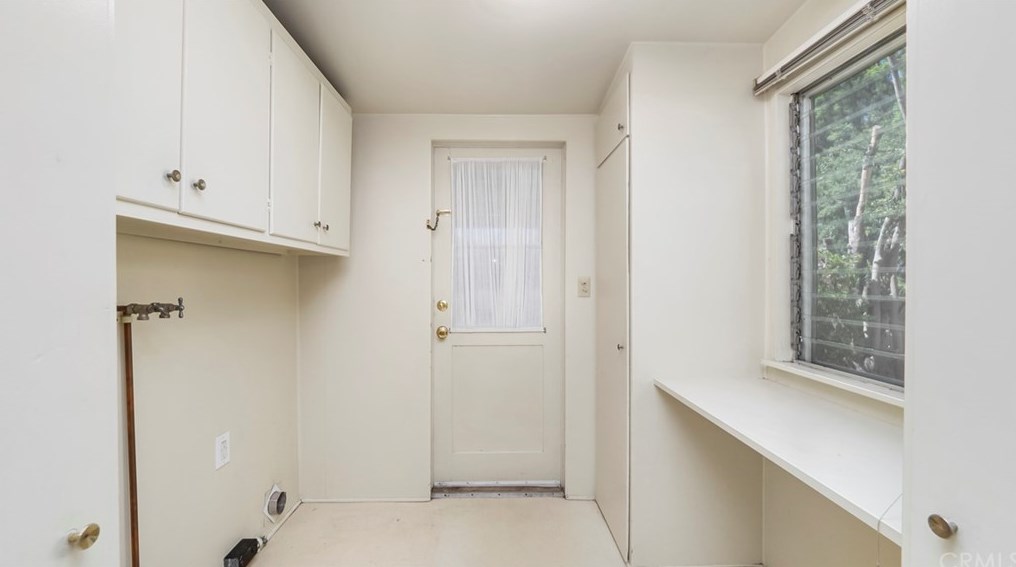 921 Berkeley Ave, Claremont CA  91711-4228 exterior