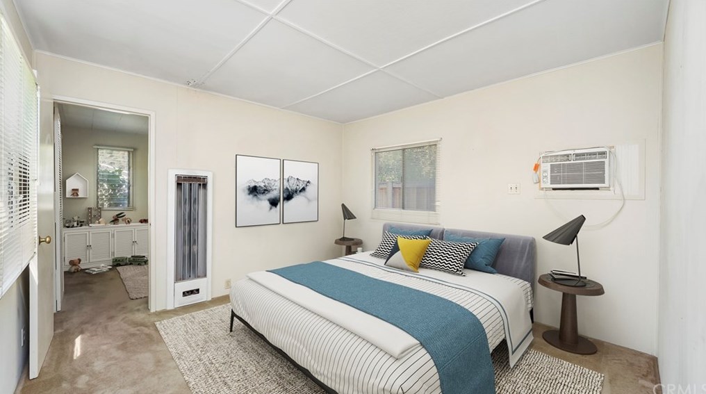 921 Berkeley Ave, Claremont CA  91711-4228 exterior