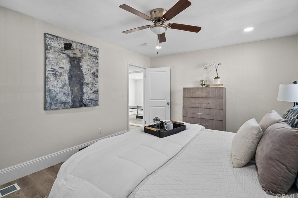 1834 84th St, Los Angeles CA  90001-4013 exterior