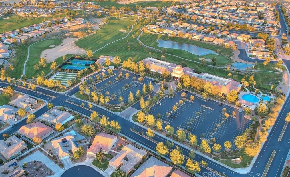 10575 Green Valley Rd, Apple Valley CA  92308-3689 exterior