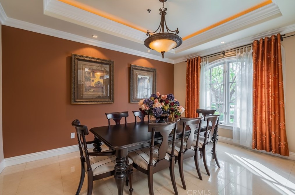 820 Deep Springs Dr, Claremont CA  91711-1402 exterior