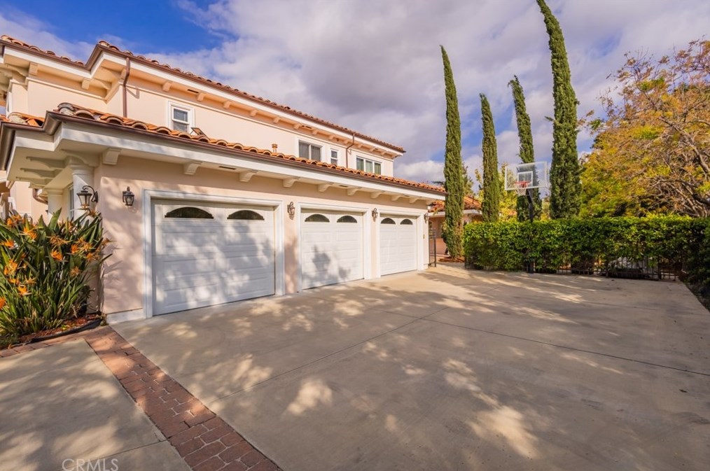 820 Deep Springs Dr, Claremont CA  91711-1402 exterior